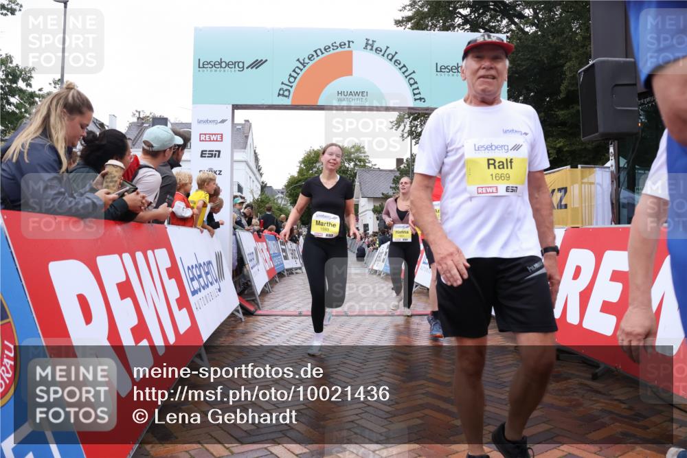 30.08.2026 - Blankeneser Heldenlauf Lena Gebhardt http://msf.ph/oto/10021436 30.08.2026 09:49:50 Ziel 1201, 1268, 1269, 1270, 1593, 1601, 1602, 1668, 1669 meine-sportfotos.de