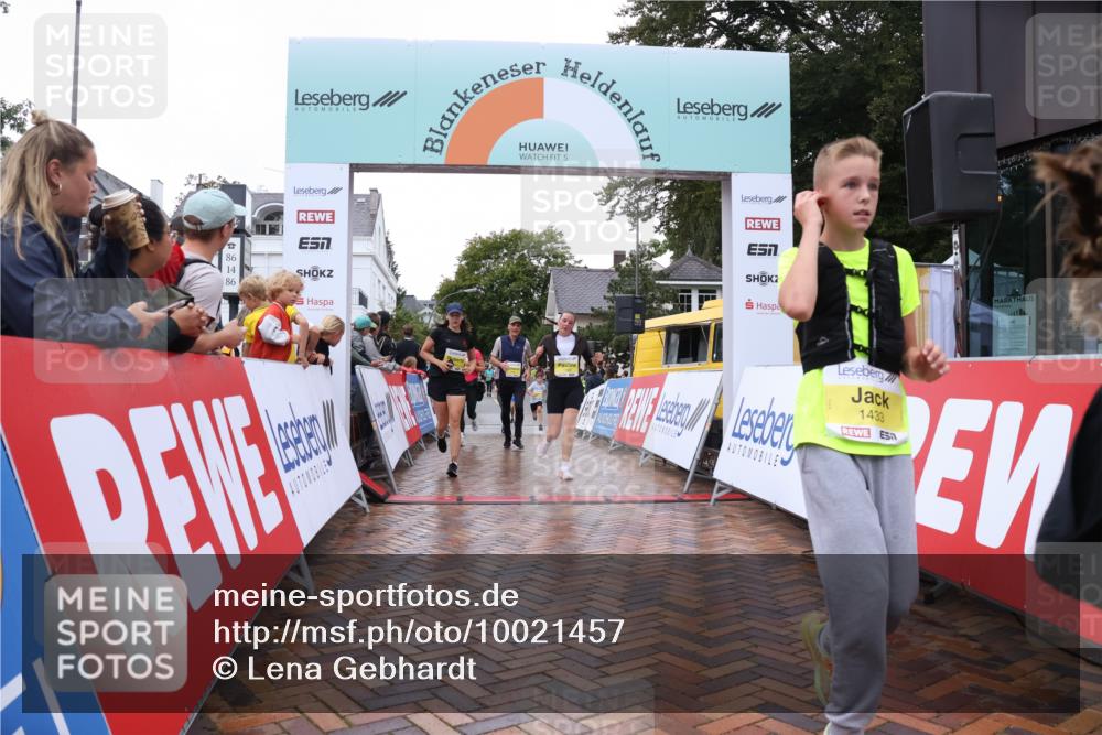 30.08.2026 - Blankeneser Heldenlauf Lena Gebhardt http://msf.ph/oto/10021457 30.08.2026 09:50:01 Ziel 1208, 1358, 1366, 1430, 1433, 1444, 1445, 1480, 1614, 1714 meine-sportfotos.de