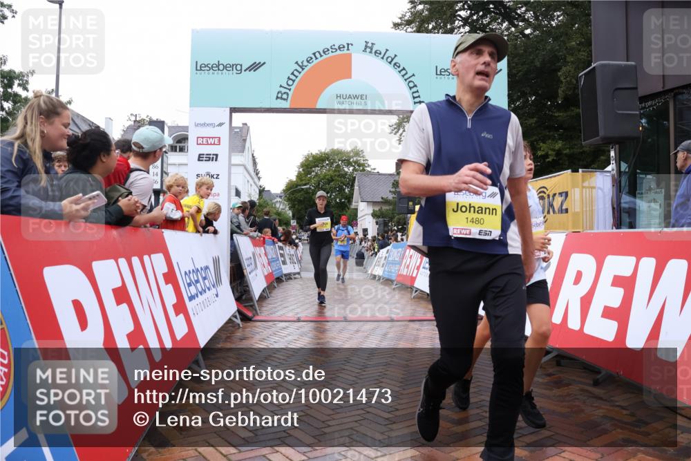 30.08.2026 - Blankeneser Heldenlauf Lena Gebhardt http://msf.ph/oto/10021473 30.08.2026 09:50:05 Ziel 1208, 1358, 1366, 1430, 1433, 1444, 1445, 1480, 1614, 1713, 1714 meine-sportfotos.de