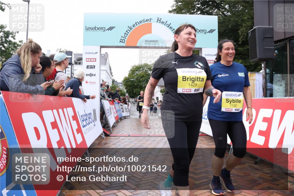 30.08.2026 - Blankeneser Heldenlauf Lena Gebhardt http://msf.ph/oto/10021542 30.08.2026 09:50:37 Ziel 1040, 1090, 1132, 1386, 1429, 1450, 1476, 1551, 1750 meine-sportfotos.de
