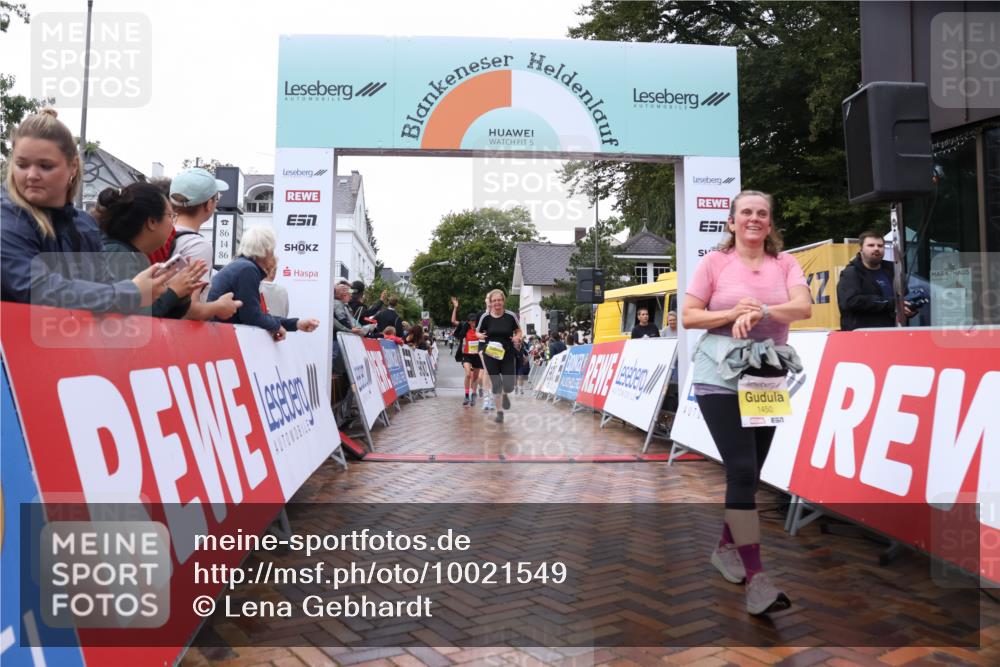30.08.2026 - Blankeneser Heldenlauf Lena Gebhardt http://msf.ph/oto/10021549 30.08.2026 09:50:39 Ziel 1040, 1090, 1132, 1342, 1429, 1450, 1551, 1750 meine-sportfotos.de