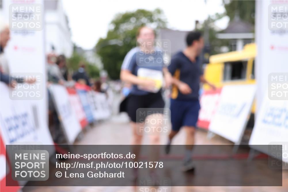 30.08.2026 - Blankeneser Heldenlauf Lena Gebhardt http://msf.ph/oto/10021578 30.08.2026 09:50:45 Ziel 1040, 1090, 1214, 1342, 1427, 1428, 1551 meine-sportfotos.de