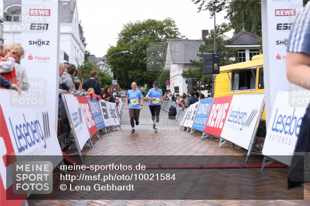 30.08.2026 - Blankeneser Heldenlauf Lena Gebhardt http://msf.ph/oto/10021584 30.08.2026 09:50:47 Ziel 1040, 1090, 1214, 1342, 1427, 1428, 1551 meine-sportfotos.de