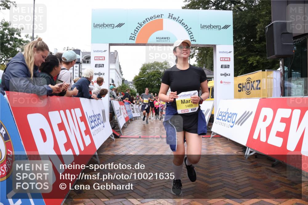 30.08.2026 - Blankeneser Heldenlauf Lena Gebhardt http://msf.ph/oto/10021635 30.08.2026 09:51:11 Ziel 1001, 1088, 1264, 1401, 1469, 1583, 1779, 1786, 1787 meine-sportfotos.de