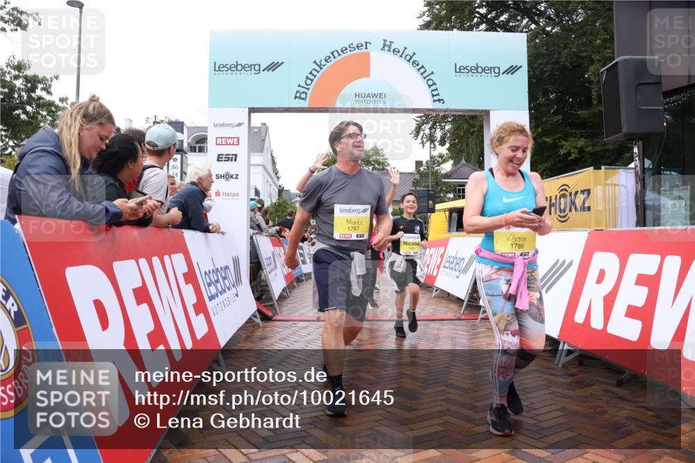30.08.2026 - Blankeneser Heldenlauf Lena Gebhardt http://msf.ph/oto/10021645 30.08.2026 09:51:15 Ziel 1001, 1088, 1243, 1244, 1264, 1401, 1469, 1490, 1786, 1787 meine-sportfotos.de