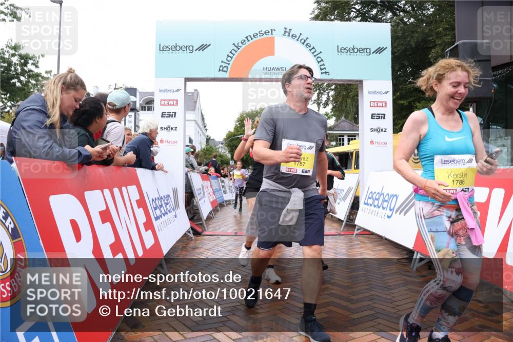 30.08.2026 - Blankeneser Heldenlauf Lena Gebhardt http://msf.ph/oto/10021647 30.08.2026 09:51:15 Ziel 1001, 1088, 1243, 1244, 1264, 1401, 1469, 1490, 1786, 1787 meine-sportfotos.de