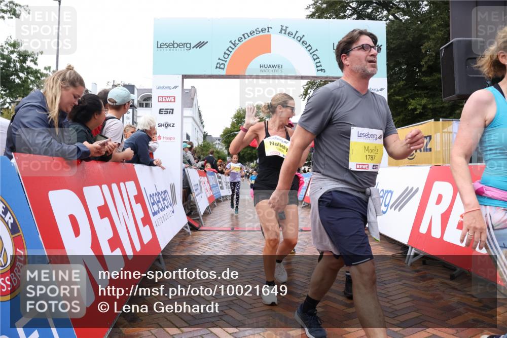 30.08.2026 - Blankeneser Heldenlauf Lena Gebhardt http://msf.ph/oto/10021649 30.08.2026 09:51:16 Ziel 1001, 1243, 1244, 1264, 1401, 1469, 1473, 1490, 1786, 1787 meine-sportfotos.de