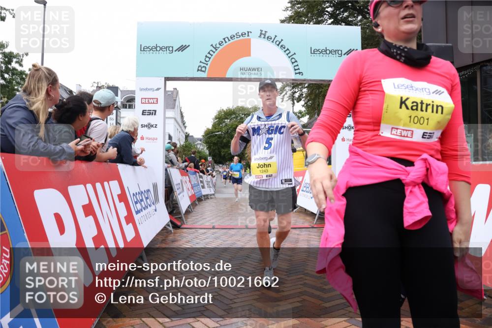 30.08.2026 - Blankeneser Heldenlauf Lena Gebhardt http://msf.ph/oto/10021662 30.08.2026 09:51:18 Ziel 1001, 1243, 1244, 1264, 1401, 1473, 1490, 1786, 1787 meine-sportfotos.de