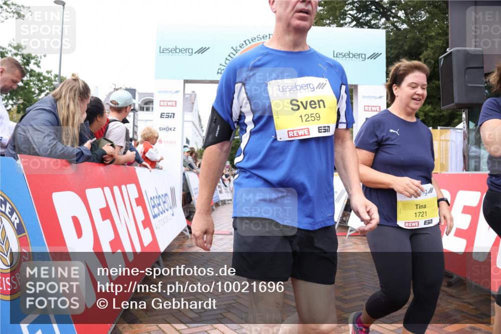 30.08.2026 - Blankeneser Heldenlauf Lena Gebhardt http://msf.ph/oto/10021696 30.08.2026 09:51:32 Ziel 1008, 1009, 1259, 1325, 1441, 1719, 1721 meine-sportfotos.de