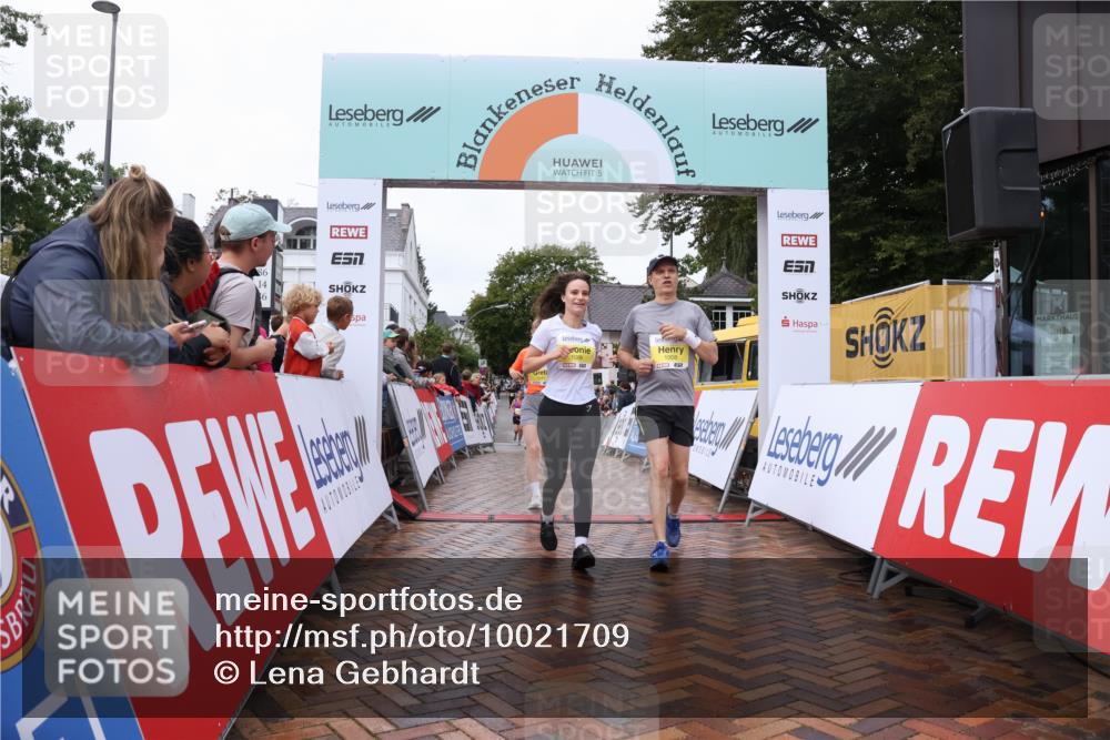 30.08.2026 - Blankeneser Heldenlauf Lena Gebhardt http://msf.ph/oto/10021709 30.08.2026 09:51:36 Ziel 1008, 1009, 1146, 1259, 1325, 1441, 1711, 1719, 1721, 1768 meine-sportfotos.de