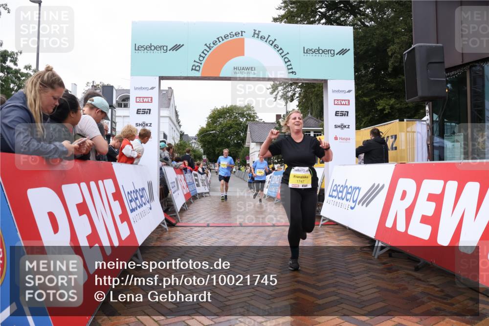 30.08.2026 - Blankeneser Heldenlauf Lena Gebhardt http://msf.ph/oto/10021745 30.08.2026 09:51:51 Ziel 1020, 1193, 1747 meine-sportfotos.de