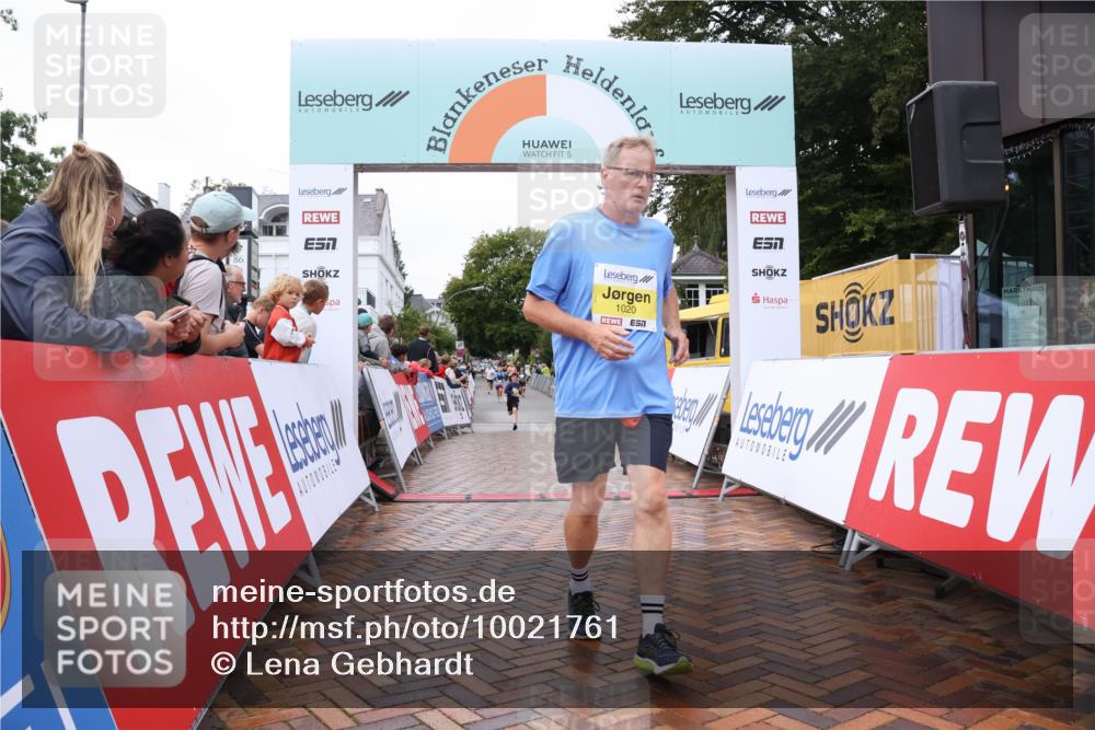 30.08.2026 - Blankeneser Heldenlauf Lena Gebhardt http://msf.ph/oto/10021761 30.08.2026 09:51:55 Ziel 1020, 1193, 1737, 1747 meine-sportfotos.de