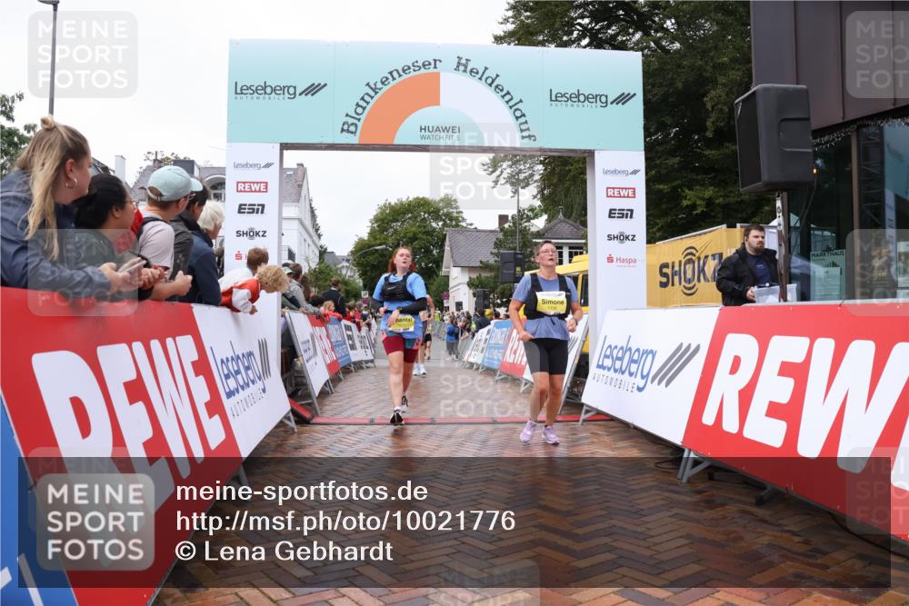 30.08.2026 - Blankeneser Heldenlauf Lena Gebhardt http://msf.ph/oto/10021776 30.08.2026 09:52:06 Ziel 1156, 1344, 1621, 1737 meine-sportfotos.de
