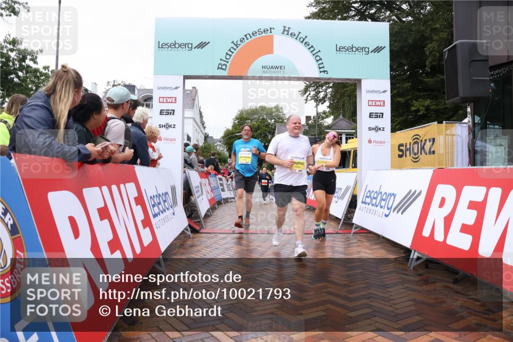 30.08.2026 - Blankeneser Heldenlauf Lena Gebhardt http://msf.ph/oto/10021793 30.08.2026 09:52:13 Ziel 1156, 1344, 1504, 1621, 1638, 1733, 1783, 3572 meine-sportfotos.de