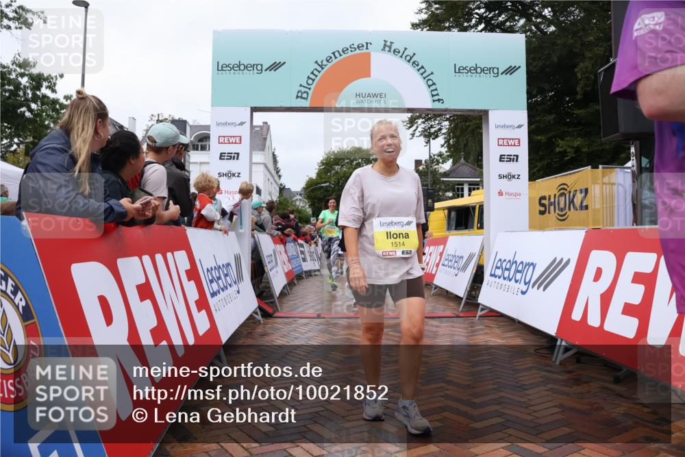 30.08.2026 - Blankeneser Heldenlauf Lena Gebhardt http://msf.ph/oto/10021852 30.08.2026 09:52:31 Ziel 1049, 1050, 1059, 1070, 1198, 1348, 1396, 1502, 1514, 1780, 1789 meine-sportfotos.de