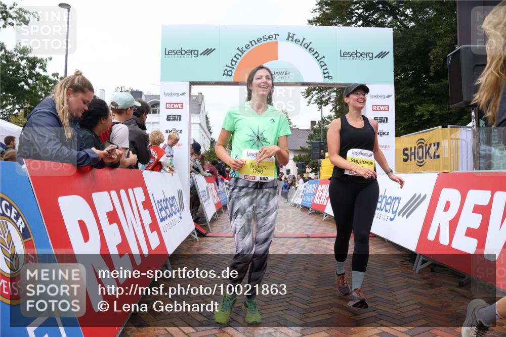 30.08.2026 - Blankeneser Heldenlauf Lena Gebhardt http://msf.ph/oto/10021863 30.08.2026 09:52:33 Ziel 1049, 1070, 1198, 1348, 1396, 1514, 1780, 1789 meine-sportfotos.de