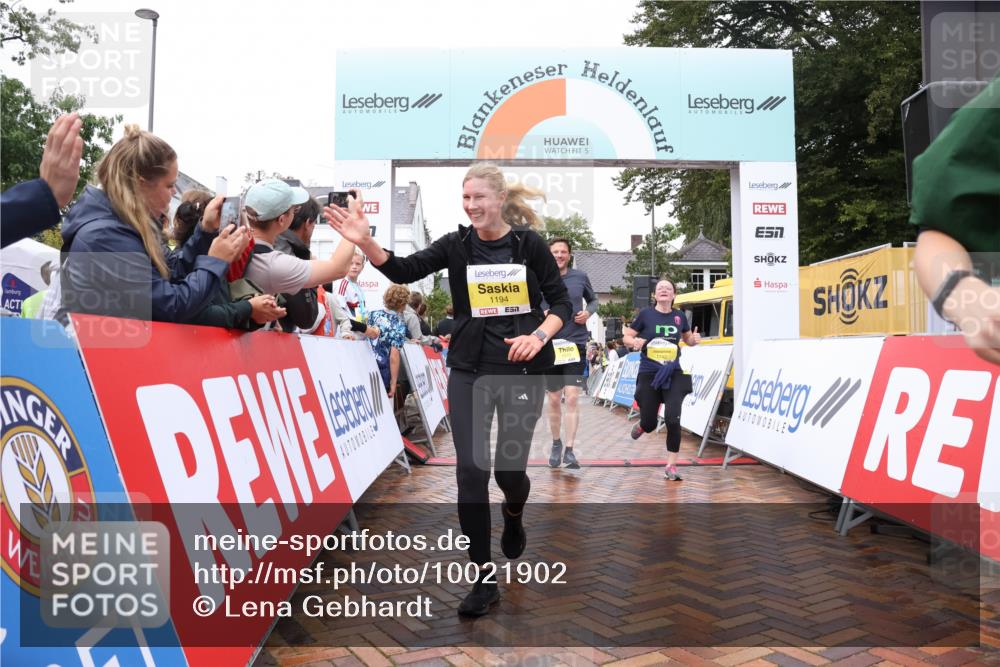 30.08.2026 - Blankeneser Heldenlauf Lena Gebhardt http://msf.ph/oto/10021902 30.08.2026 09:52:47 Ziel 1194, 1333, 1573, 1670, 1671, 1742, 1753, 1803 meine-sportfotos.de
