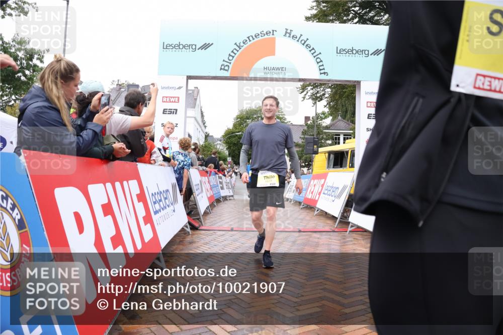 30.08.2026 - Blankeneser Heldenlauf Lena Gebhardt http://msf.ph/oto/10021907 30.08.2026 09:52:49 Ziel 1194, 1310, 1311, 1333, 1573, 1670, 1671, 1742, 1753, 1803 meine-sportfotos.de