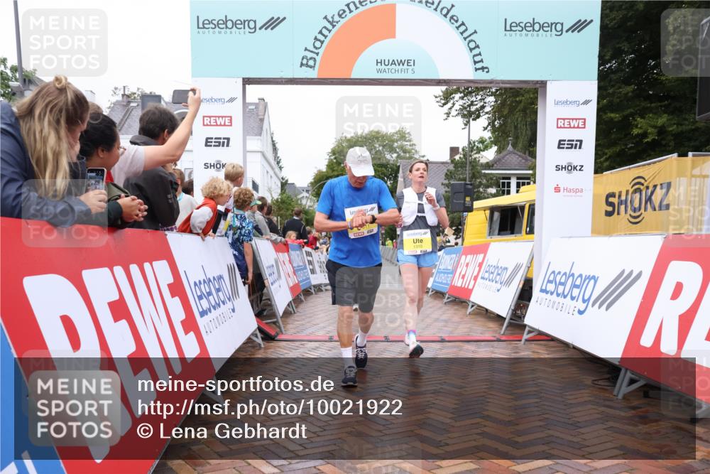 30.08.2026 - Blankeneser Heldenlauf Lena Gebhardt http://msf.ph/oto/10021922 30.08.2026 09:52:53 Ziel 1183, 1194, 1310, 1311, 1333, 1573, 1670, 1671, 1742 meine-sportfotos.de