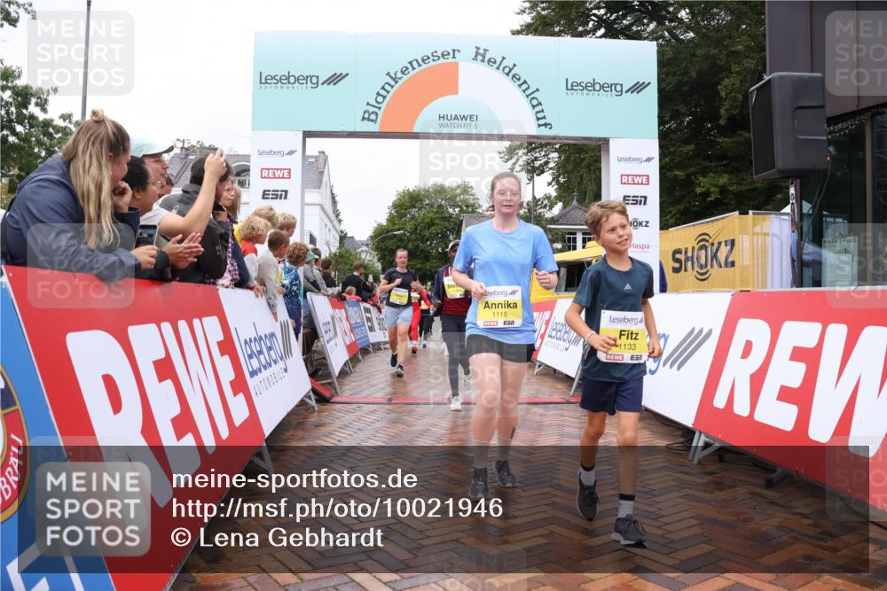 30.08.2026 - Blankeneser Heldenlauf Lena Gebhardt http://msf.ph/oto/10021946 30.08.2026 09:53:08 Ziel 1079, 1115, 1133, 1167, 1189, 1215, 1324, 1698 meine-sportfotos.de