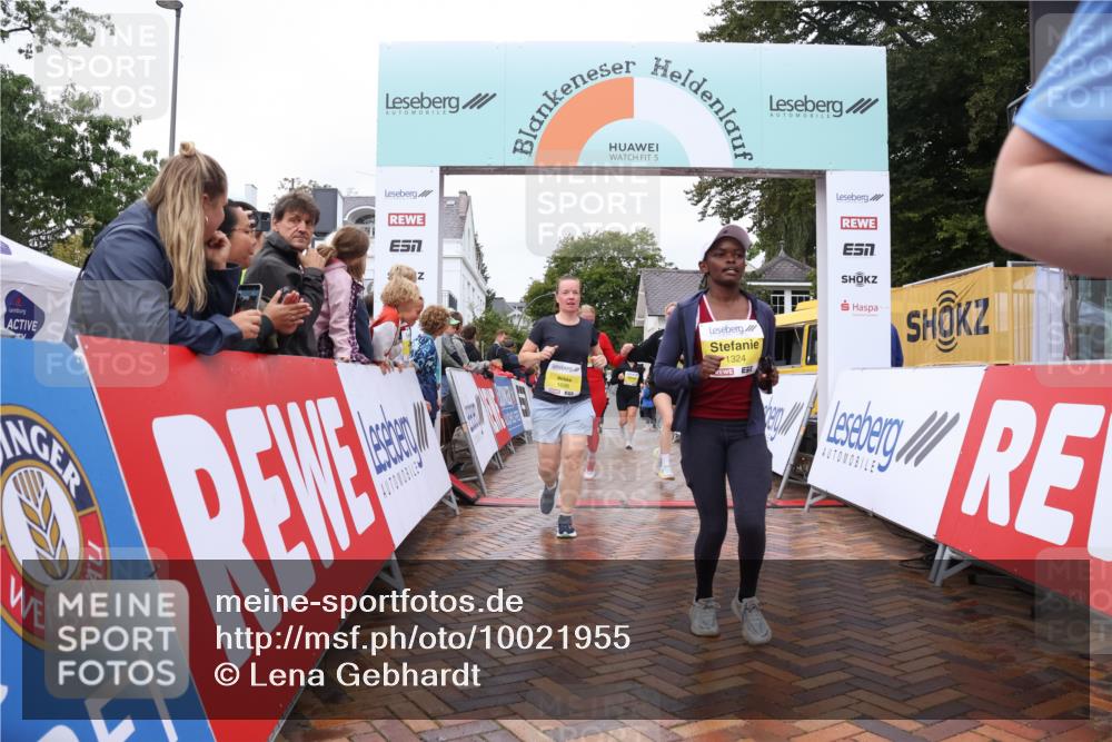 30.08.2026 - Blankeneser Heldenlauf Lena Gebhardt http://msf.ph/oto/10021955 30.08.2026 09:53:09 Ziel 1079, 1115, 1133, 1167, 1189, 1215, 1324, 1698 meine-sportfotos.de