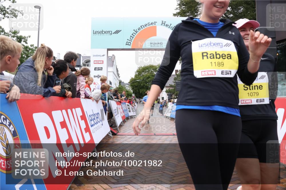 30.08.2026 - Blankeneser Heldenlauf Lena Gebhardt http://msf.ph/oto/10021982 30.08.2026 09:53:14 Ziel 1079, 1115, 1133, 1167, 1189, 1215, 1324, 1698, 1748 meine-sportfotos.de