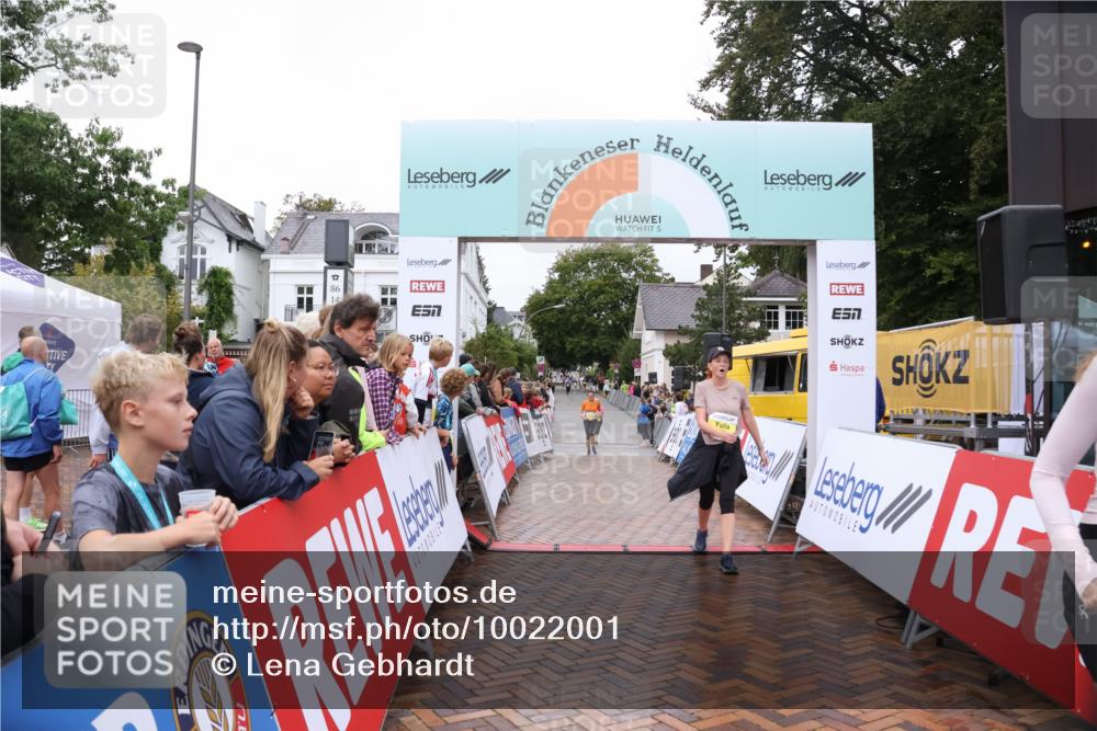 30.08.2026 - Blankeneser Heldenlauf Lena Gebhardt http://msf.ph/oto/10022001 30.08.2026 09:53:30 Ziel 1227, 1257, 1552, 1749 meine-sportfotos.de