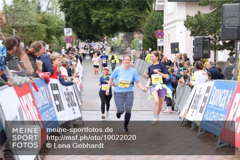 30.08.2026 - Blankeneser Heldenlauf Lena Gebhardt http://msf.ph/oto/10022020 30.08.2026 09:53:48 Ziel 1066, 1213 meine-sportfotos.de