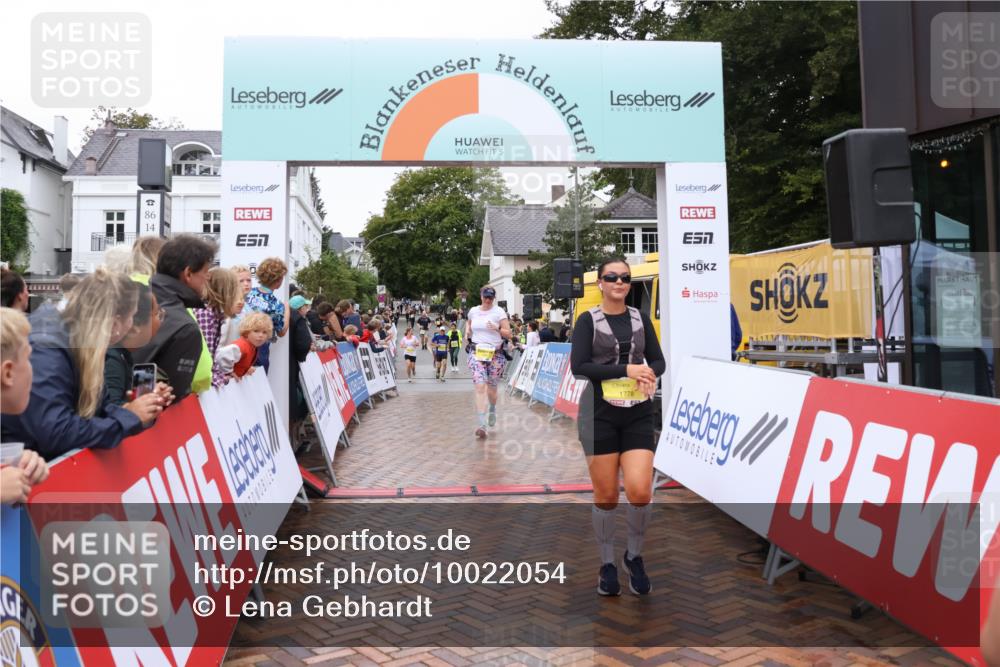 30.08.2026 - Blankeneser Heldenlauf Lena Gebhardt http://msf.ph/oto/10022054 30.08.2026 09:53:57 Ziel 1066, 1213, 1332, 1728, 1778 meine-sportfotos.de