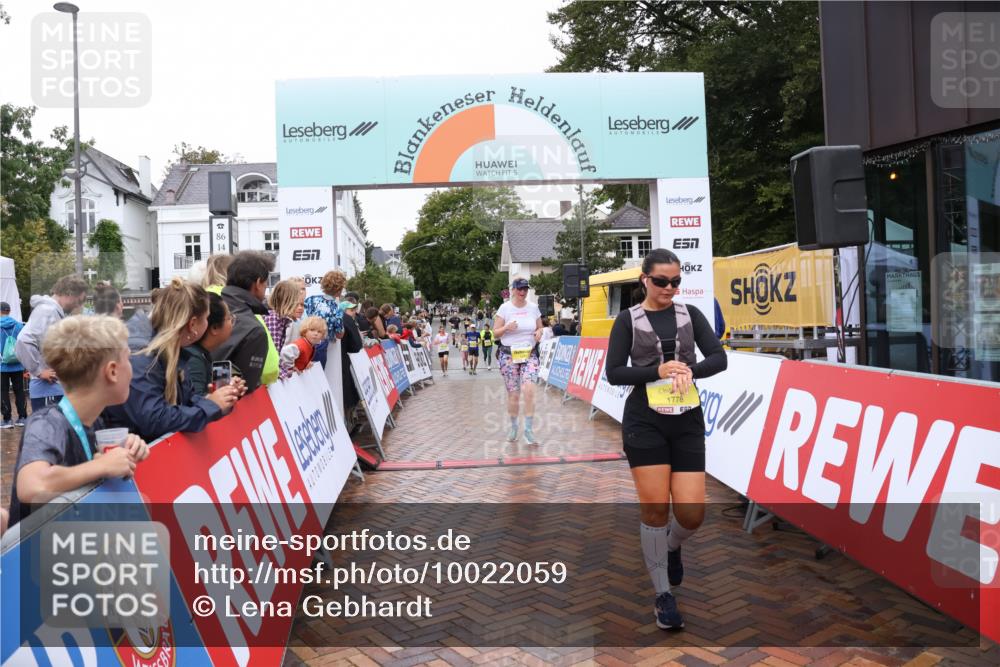 30.08.2026 - Blankeneser Heldenlauf Lena Gebhardt http://msf.ph/oto/10022059 30.08.2026 09:53:58 Ziel 1066, 1213, 1332, 1728, 1778 meine-sportfotos.de