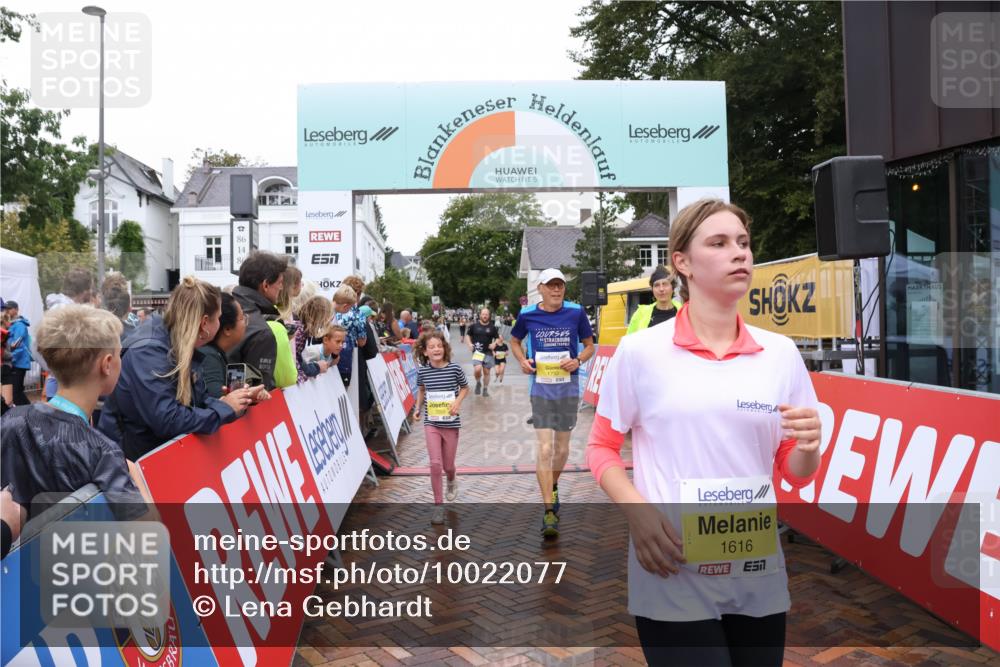 30.08.2026 - Blankeneser Heldenlauf Lena Gebhardt http://msf.ph/oto/10022077 30.08.2026 09:54:06 Ziel 1250, 1253, 1578, 1616, 1732 meine-sportfotos.de