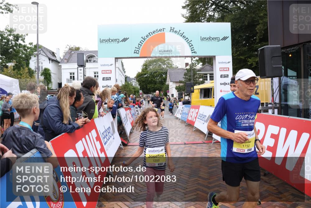30.08.2026 - Blankeneser Heldenlauf Lena Gebhardt http://msf.ph/oto/10022083 30.08.2026 09:54:08 Ziel 1102, 1250, 1253, 1578, 1616, 1732 meine-sportfotos.de