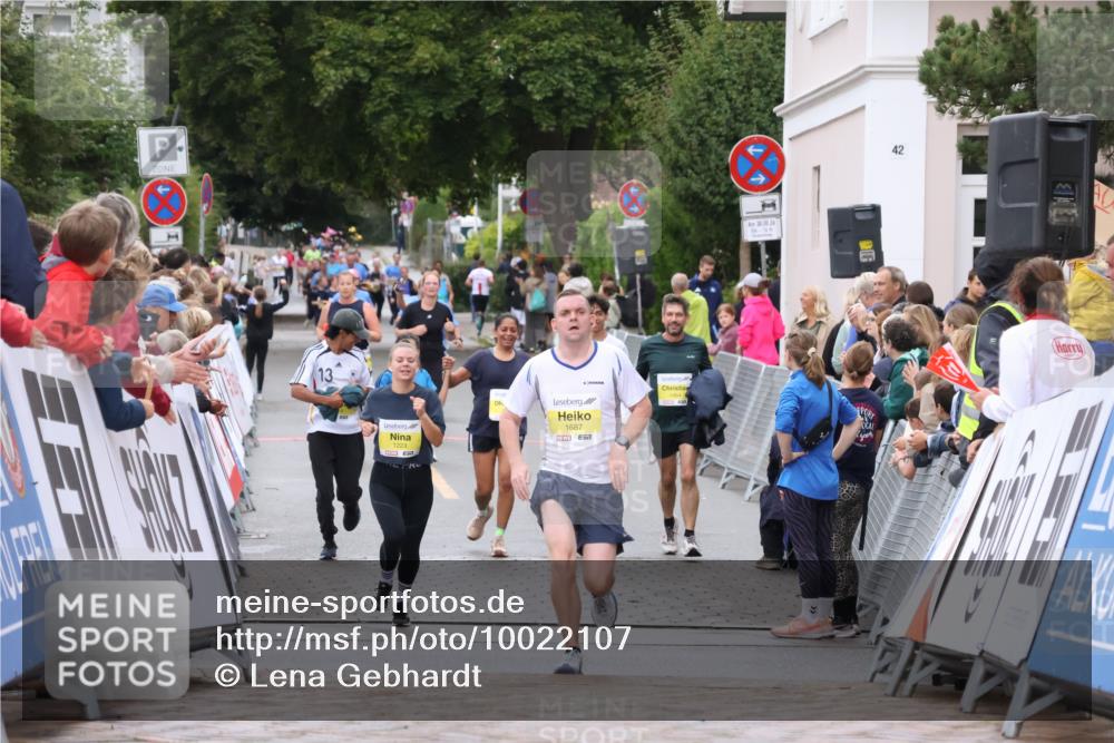 30.08.2026 - Blankeneser Heldenlauf Lena Gebhardt http://msf.ph/oto/10022107 30.08.2026 09:54:36 Ziel 1387, 1687 meine-sportfotos.de