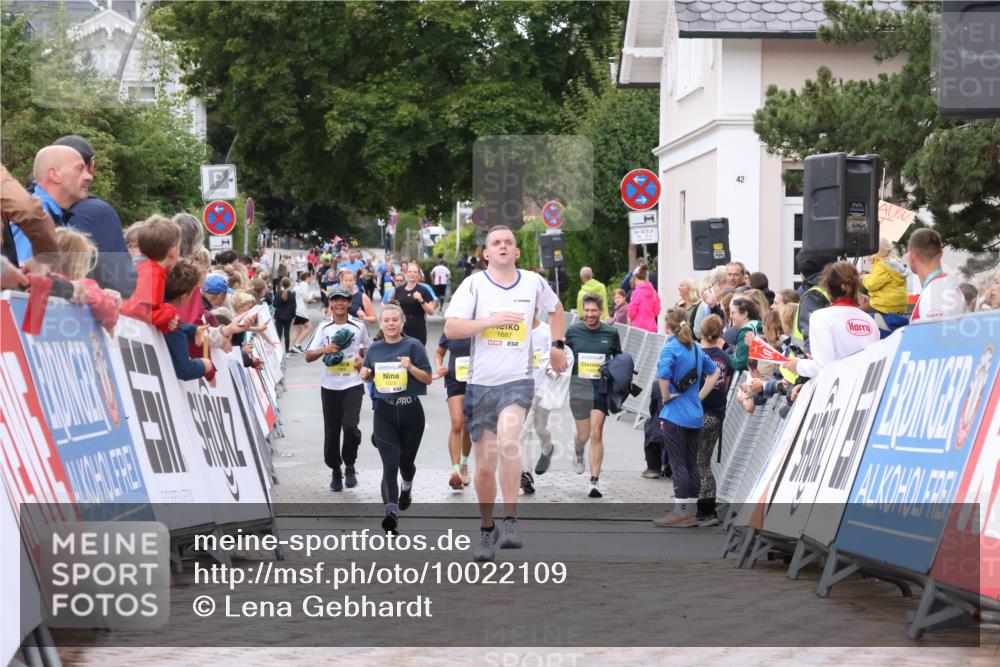 30.08.2026 - Blankeneser Heldenlauf Lena Gebhardt http://msf.ph/oto/10022109 30.08.2026 09:54:37 Ziel 1387, 1687 meine-sportfotos.de