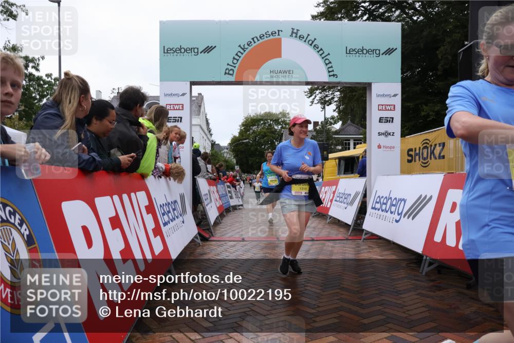 30.08.2026 - Blankeneser Heldenlauf Lena Gebhardt http://msf.ph/oto/10022195 30.08.2026 09:54:59 Ziel 1240, 1318, 1477, 1622 meine-sportfotos.de