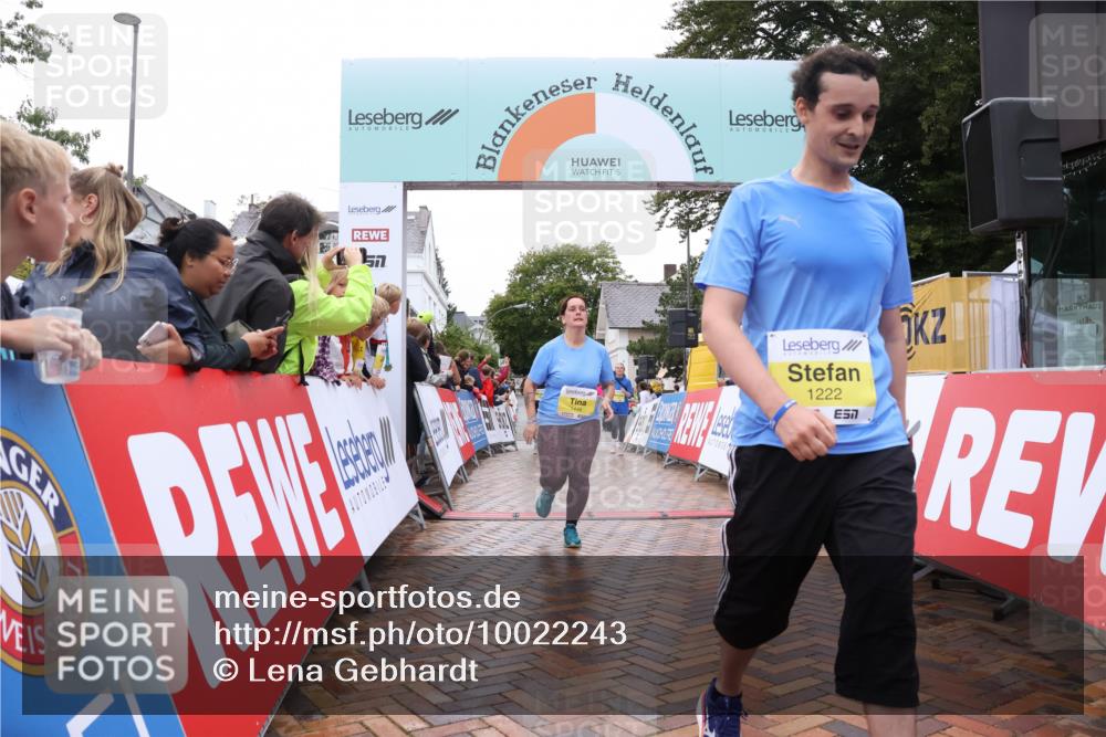 30.08.2026 - Blankeneser Heldenlauf Lena Gebhardt http://msf.ph/oto/10022243 30.08.2026 09:55:14 Ziel 1067, 1068, 1069, 1072, 1135, 1222, 1339, 1364, 1391, 1424, 1446 meine-sportfotos.de