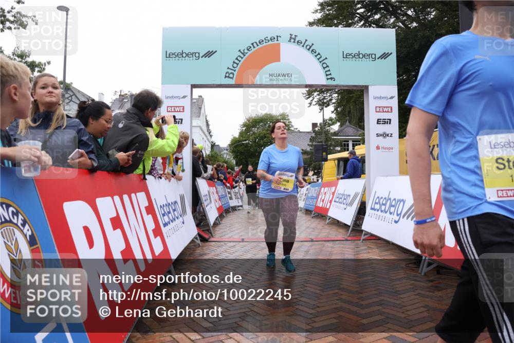 30.08.2026 - Blankeneser Heldenlauf Lena Gebhardt http://msf.ph/oto/10022245 30.08.2026 09:55:15 Ziel 1067, 1068, 1069, 1072, 1135, 1222, 1339, 1364, 1424, 1446 meine-sportfotos.de