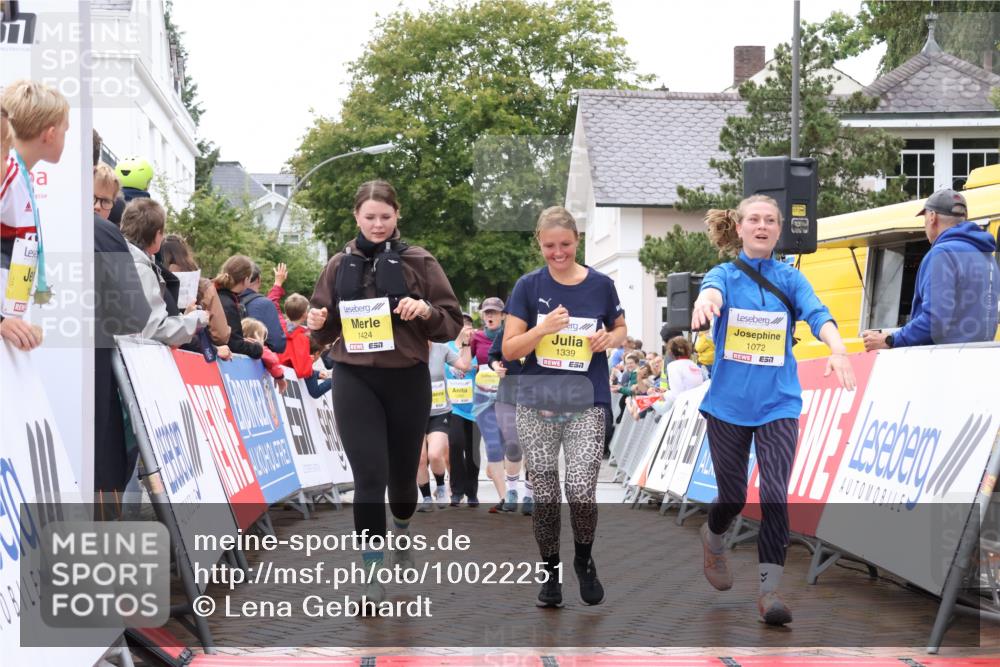 30.08.2026 - Blankeneser Heldenlauf Lena Gebhardt http://msf.ph/oto/10022251 30.08.2026 09:55:17 Ziel 1067, 1068, 1069, 1072, 1157, 1222, 1290, 1339, 1352, 1424, 1446, 1472, 1712 meine-sportfotos.de