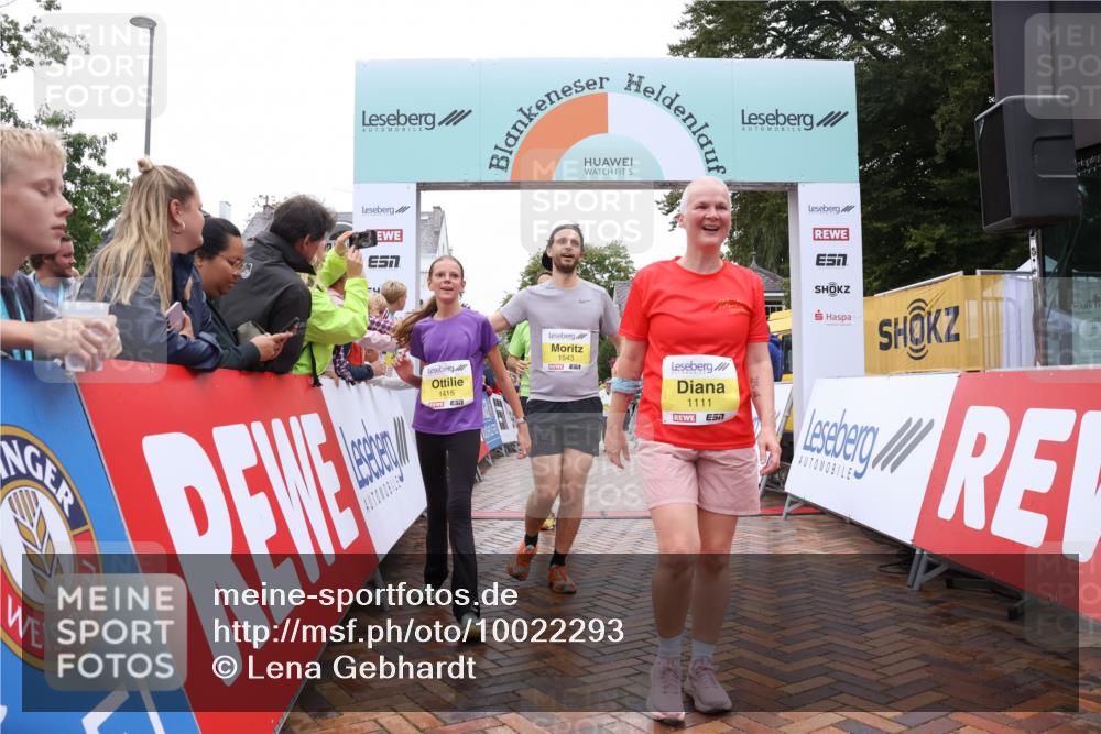 30.08.2026 - Blankeneser Heldenlauf Lena Gebhardt http://msf.ph/oto/10022293 30.08.2026 09:55:26 Ziel 1111, 1157, 1290, 1343, 1352, 1415, 1472, 1482, 1543, 1712 meine-sportfotos.de