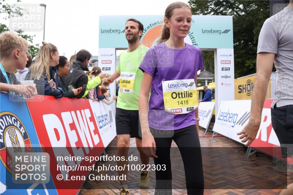 30.08.2026 - Blankeneser Heldenlauf Lena Gebhardt http://msf.ph/oto/10022303 30.08.2026 09:55:29 Ziel 1013, 1111, 1290, 1343, 1352, 1399, 1415, 1482, 1543, 1712 meine-sportfotos.de