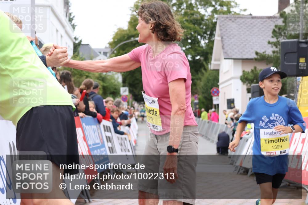 30.08.2026 - Blankeneser Heldenlauf Lena Gebhardt http://msf.ph/oto/10022313 30.08.2026 09:55:33 Ziel 1013, 1343, 1399, 1482 meine-sportfotos.de