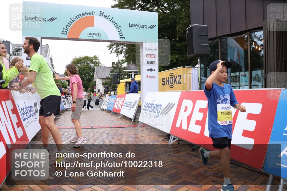 30.08.2026 - Blankeneser Heldenlauf Lena Gebhardt http://msf.ph/oto/10022318 30.08.2026 09:55:35 Ziel 1013, 1399, 1482, 1489 meine-sportfotos.de