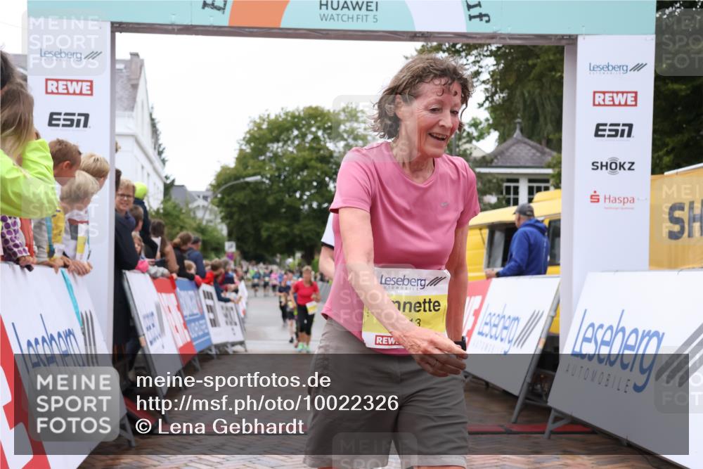 30.08.2026 - Blankeneser Heldenlauf Lena Gebhardt http://msf.ph/oto/10022326 30.08.2026 09:55:39 Ziel 1013, 1399, 1489 meine-sportfotos.de