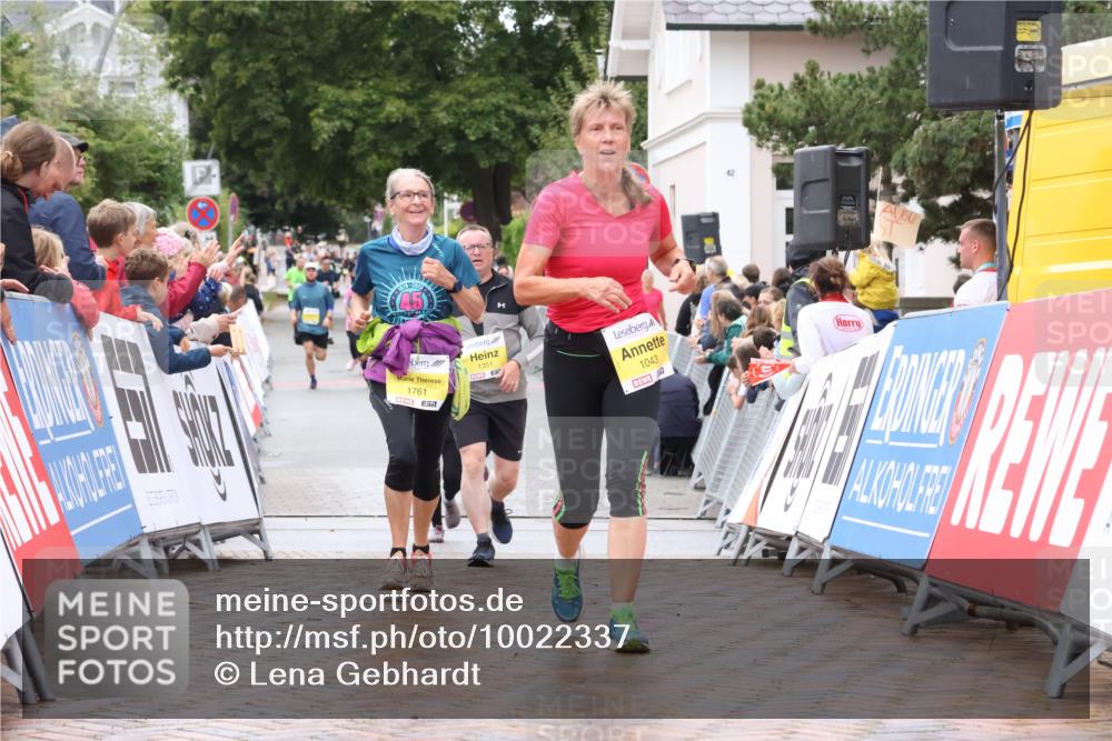 30.08.2026 - Blankeneser Heldenlauf Lena Gebhardt http://msf.ph/oto/10022337 30.08.2026 09:55:43 Ziel 1043, 1351, 1489, 1761 meine-sportfotos.de