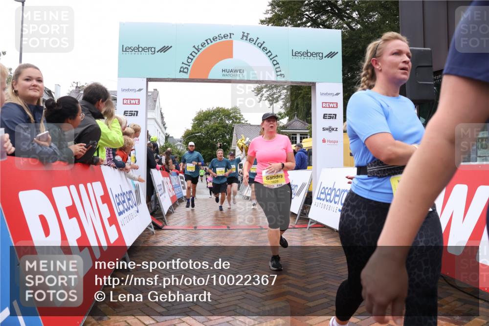 30.08.2026 - Blankeneser Heldenlauf Lena Gebhardt http://msf.ph/oto/10022367 30.08.2026 09:55:55 Ziel 1077, 1351, 1528, 1532, 1533, 1628, 1642, 1746 meine-sportfotos.de