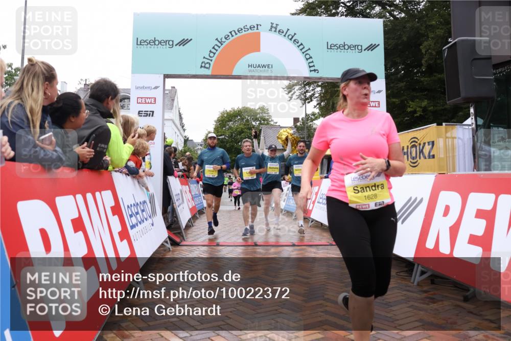 30.08.2026 - Blankeneser Heldenlauf Lena Gebhardt http://msf.ph/oto/10022372 30.08.2026 09:55:55 Ziel 1077, 1351, 1528, 1532, 1533, 1628, 1642, 1746 meine-sportfotos.de