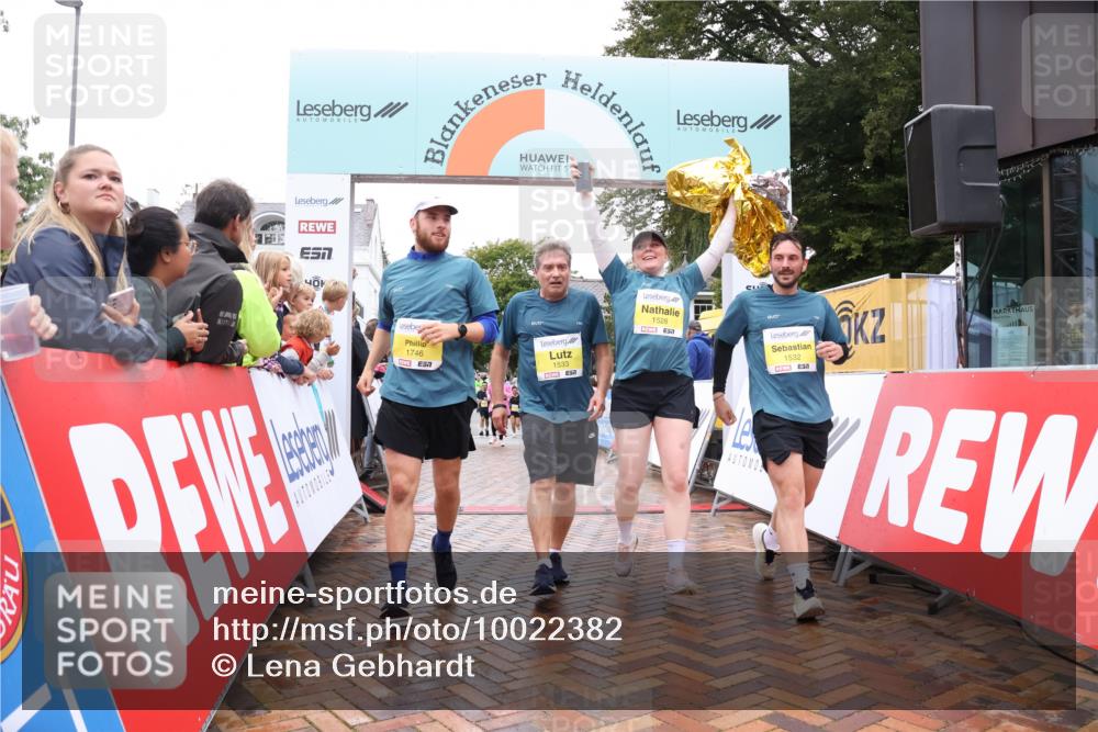 30.08.2026 - Blankeneser Heldenlauf Lena Gebhardt http://msf.ph/oto/10022382 30.08.2026 09:55:57 Ziel 1077, 1528, 1532, 1533, 1628, 1642, 1654, 1655, 1746 meine-sportfotos.de
