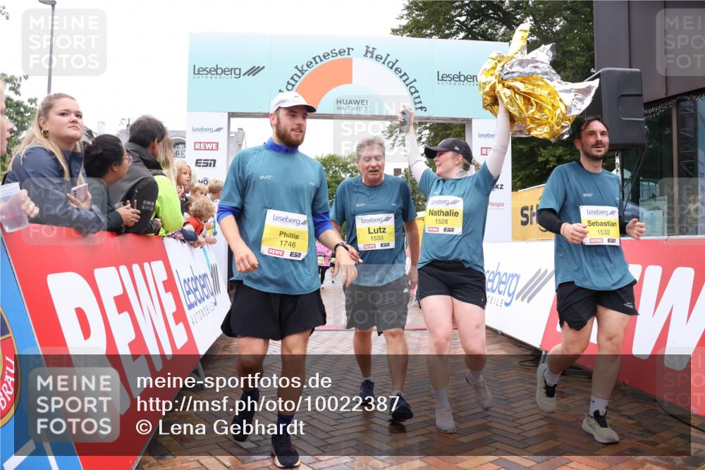 30.08.2026 - Blankeneser Heldenlauf Lena Gebhardt http://msf.ph/oto/10022387 30.08.2026 09:55:58 Ziel 1077, 1528, 1532, 1533, 1628, 1642, 1654, 1655, 1746 meine-sportfotos.de