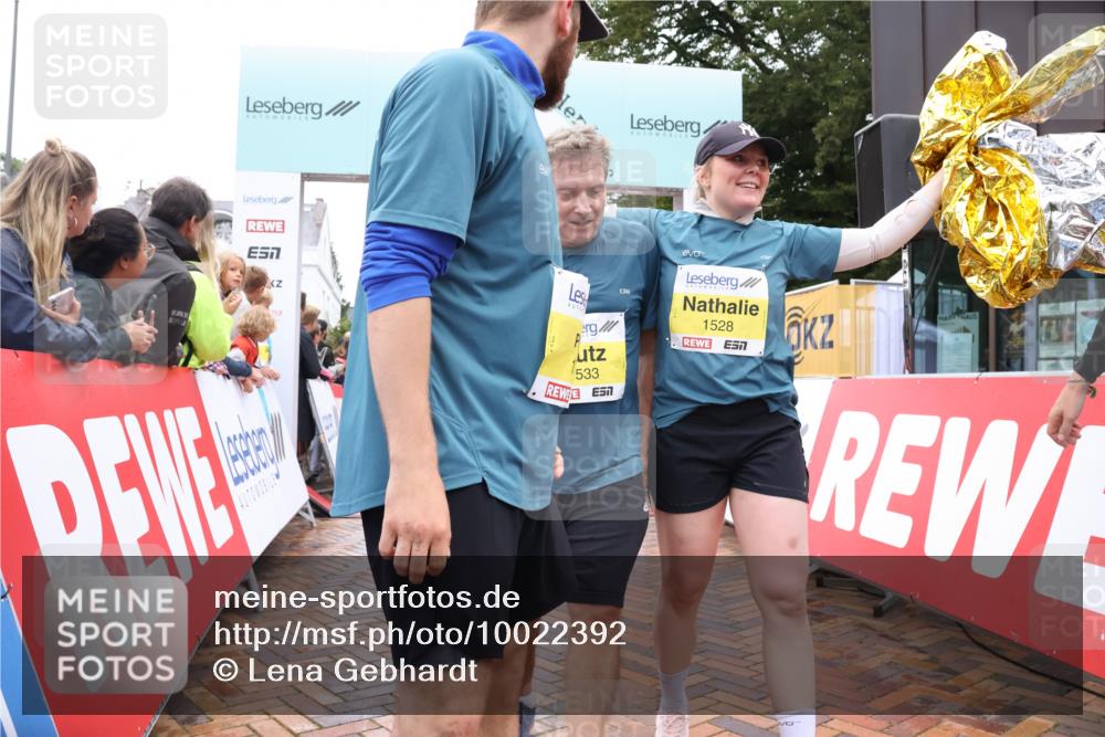 30.08.2026 - Blankeneser Heldenlauf Lena Gebhardt http://msf.ph/oto/10022392 30.08.2026 09:55:59 Ziel 1077, 1528, 1532, 1533, 1628, 1654, 1655, 1746 meine-sportfotos.de