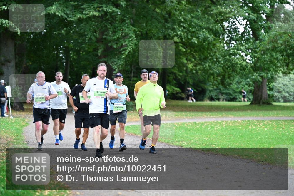 30.08.2026 - Blankeneser Heldenlauf Dr. Thomas Lammeyer http://msf.ph/oto/10022451 30.08.2026 10:15:03 Laufen 5802, 5737 meine-sportfotos.de